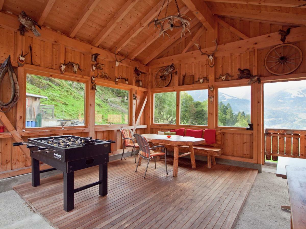 Apartment With View Of *